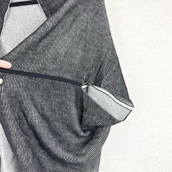 Lululemon Exaltation Wrap Merino Wool Black/Silver Ice - Yoga Gym Travel Commute - Picture 8 of 16